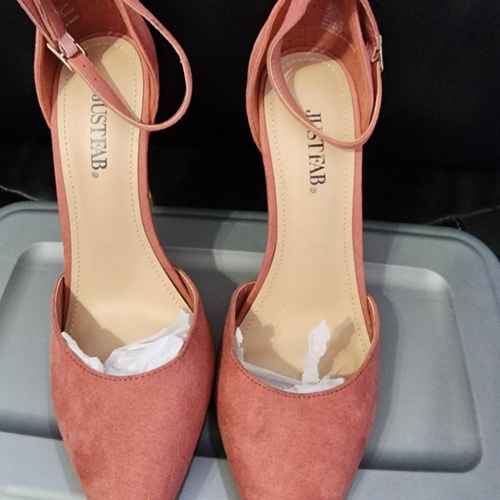 EUC Just Fab Faux Suede Pointed Heels - Picture 5 of 5